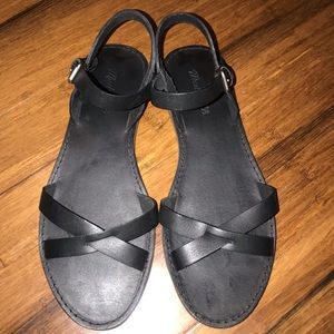 Madewell black  leather sandals 9.5M - worn once